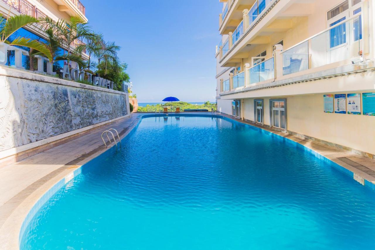 Linda Seaview Hotel Sanya Exterior foto