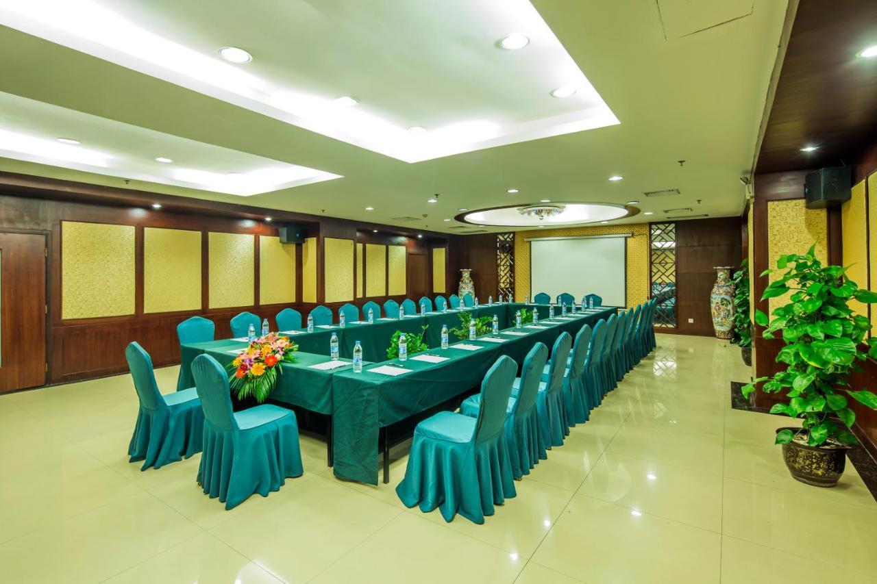 Linda Seaview Hotel Sanya Exterior foto
